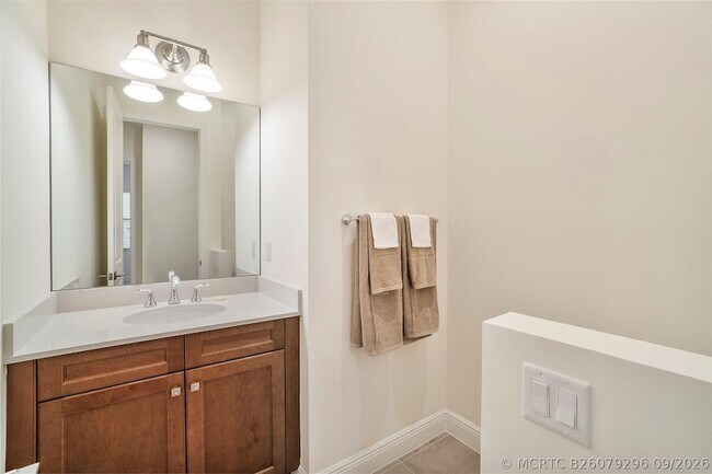 Building Photo - 11785 Waterway Cir