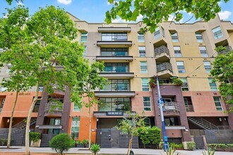 Building Photo - 1225 Island Ave