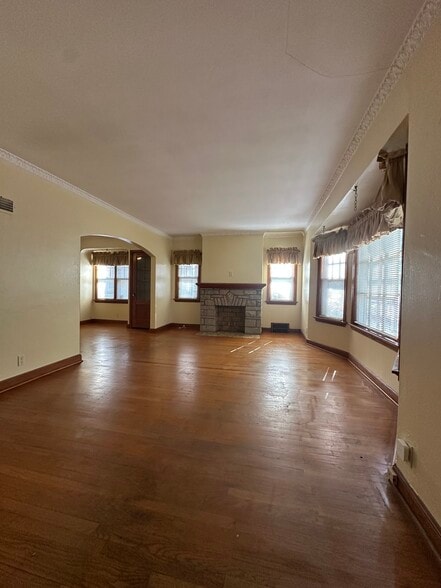 Building Photo - 3210 N 48th St