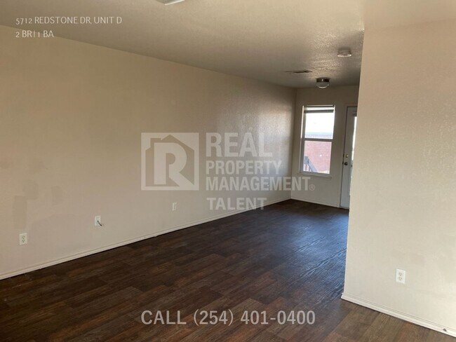 Building Photo - 5712 Redstone Dr