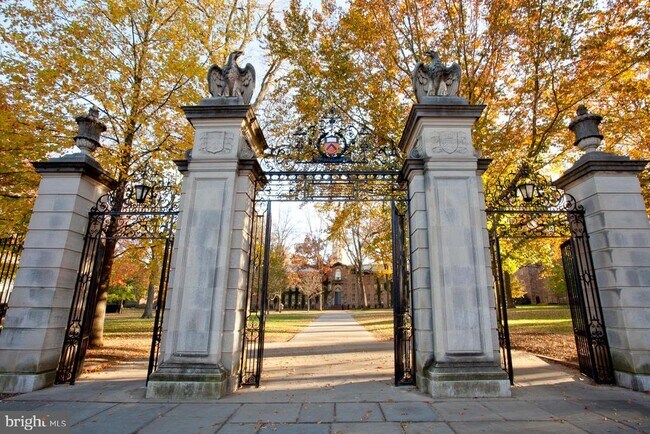 Building Photo - 45 Spring St