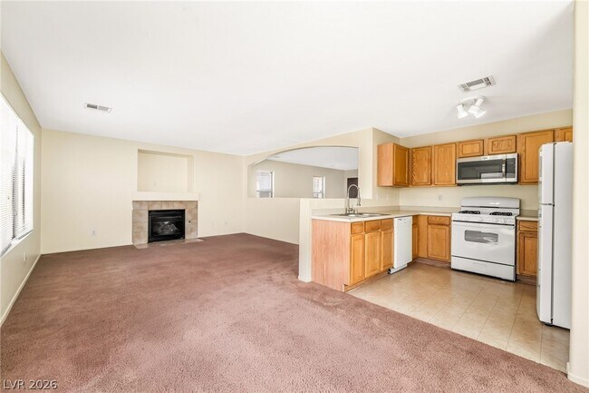 Building Photo - 4849 Lone Grove Dr