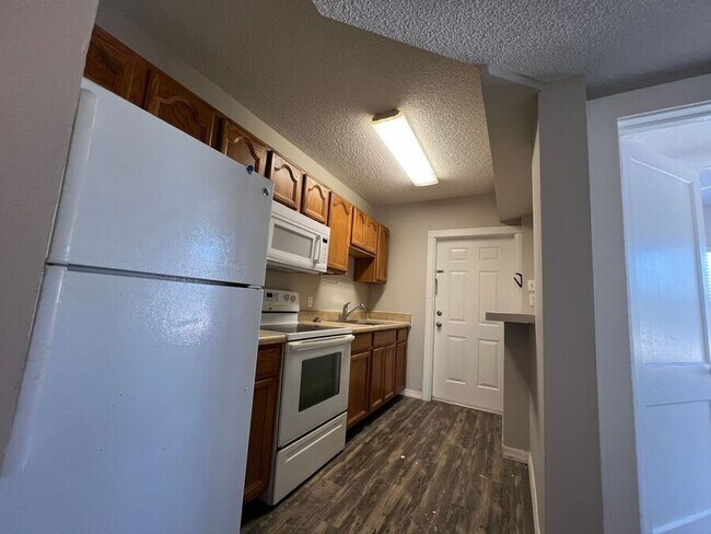 Building Photo - 163 Ave A SE