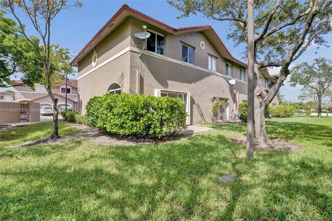 Building Photo - 3128 Coral Ridge Dr