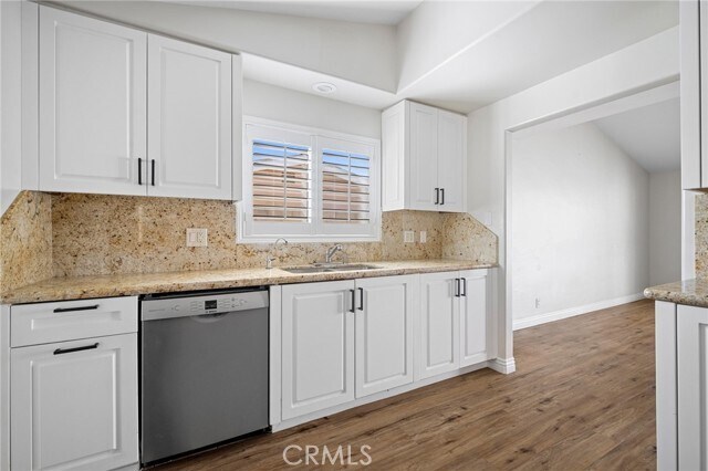 Building Photo - 11243 Paso Robles Ave