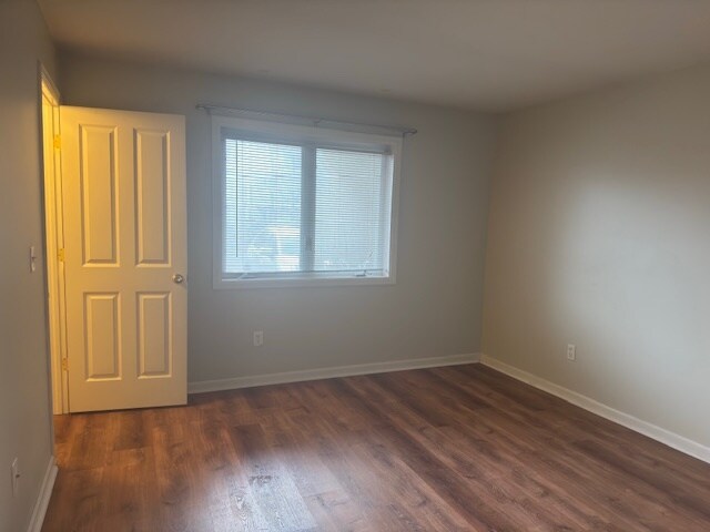 Building Photo - 3250 Fairfield Ave