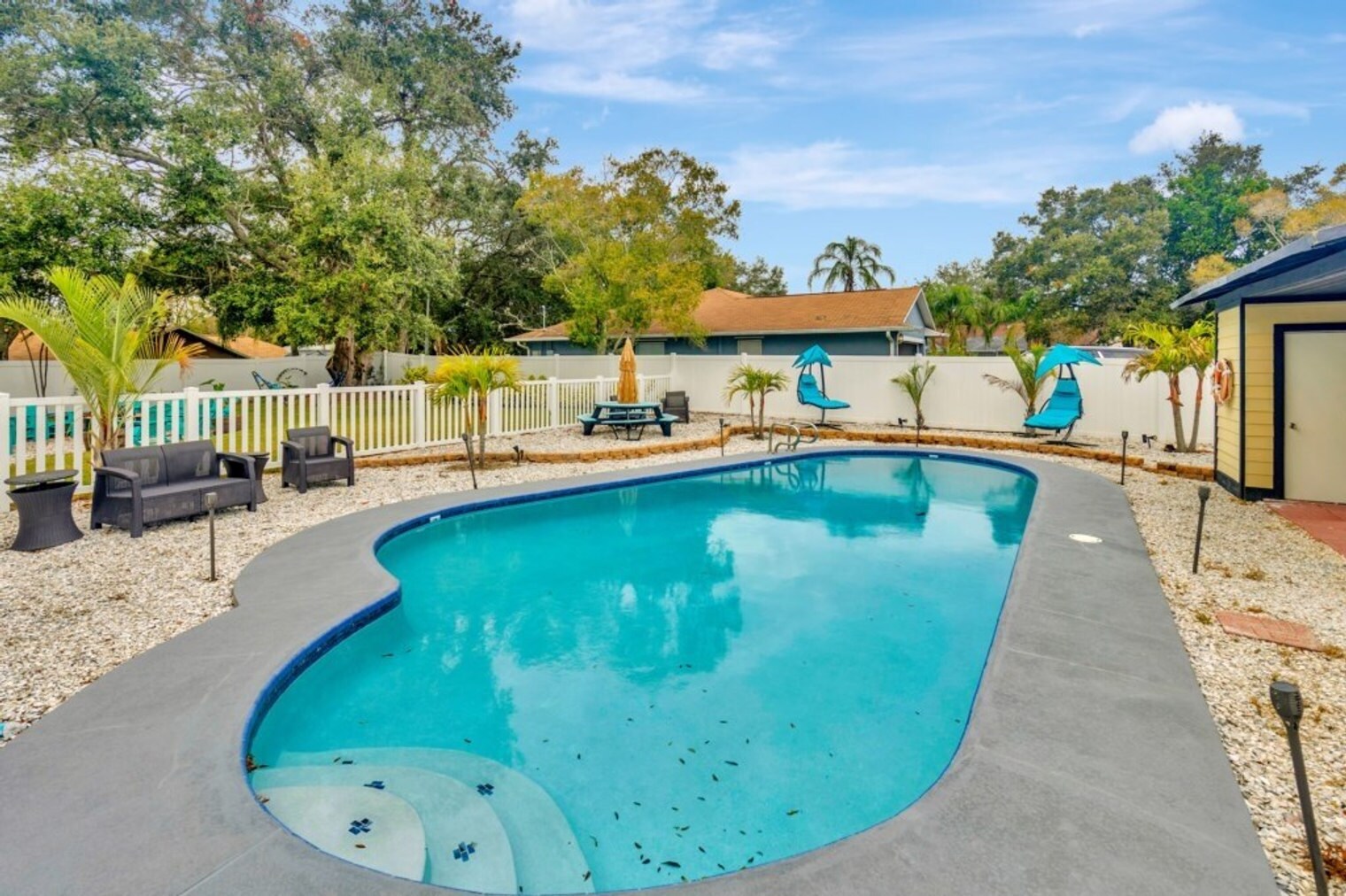 Building Photo - 1679 Tampa Rd