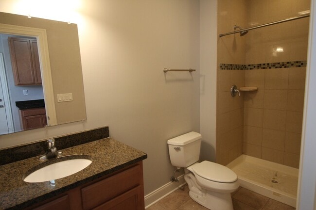 Building Photo - 4010 N Hamlin Ave