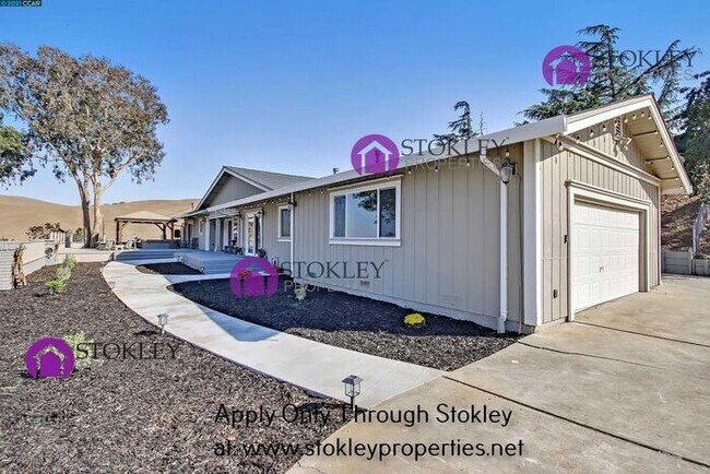 Primary Photo - 2301 Hess Rd