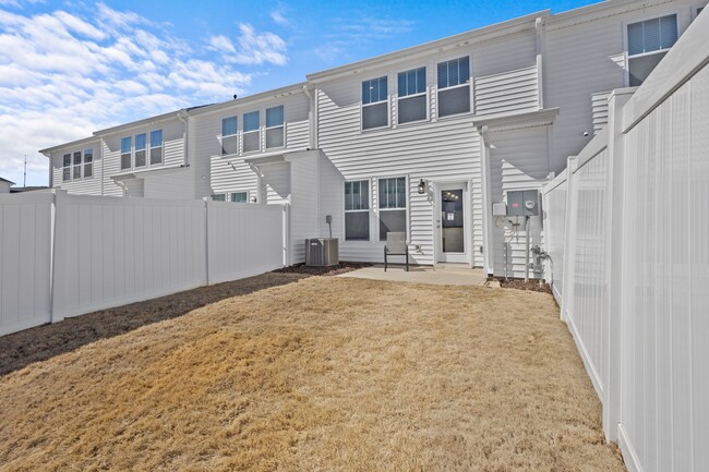 Building Photo - 103 Marston Ln