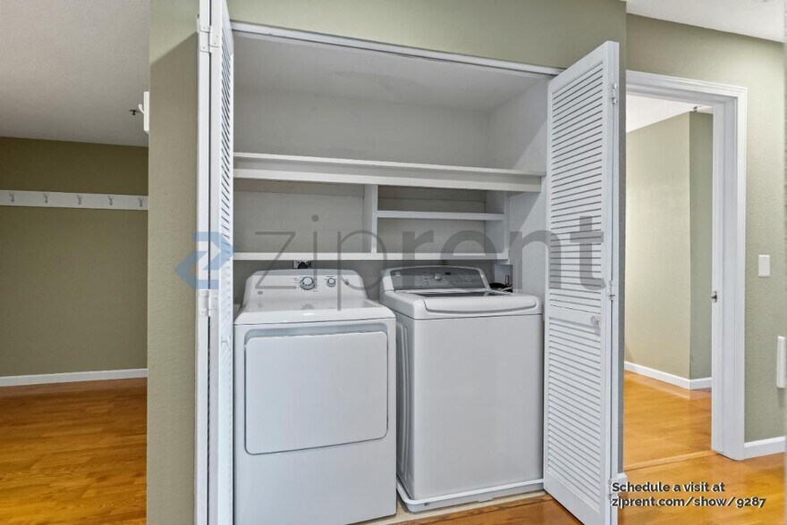 Building Photo - 1301 Quarry Ct