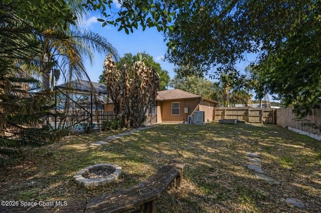 Building Photo - 6080 Chapman St