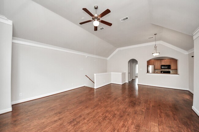 Building Photo - 2941 Clinton Dr