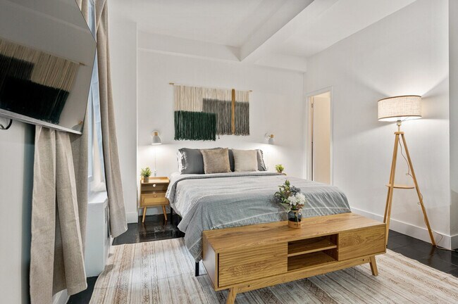 Building Photo - 420 Lexington Ave Ave