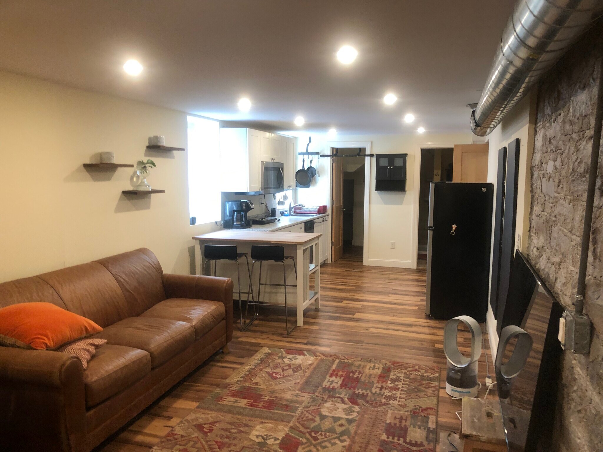 Building Photo - 2600 Colfax Ave S