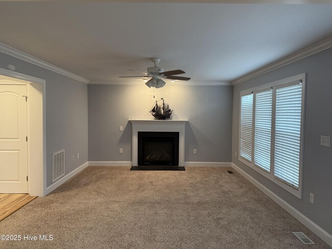 Building Photo - 204 Armistead Way