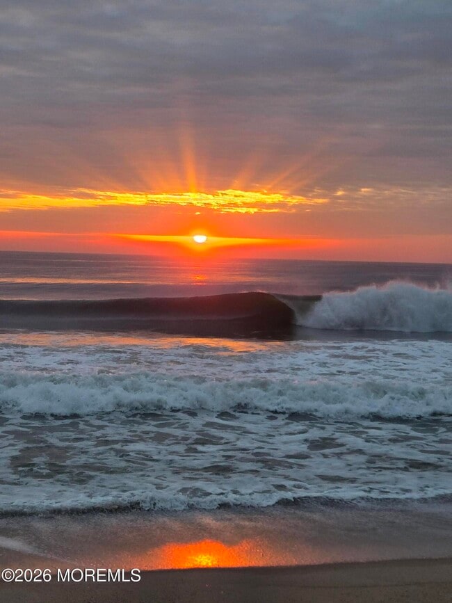 Building Photo - 1518 Laguna Dr