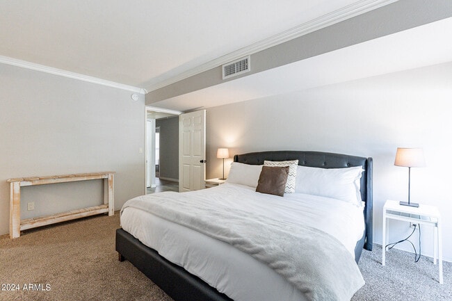 Building Photo - 5110 N 31st Way