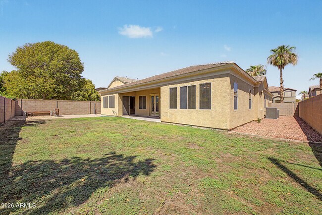Building Photo - 12929 W Vista Paseo Dr