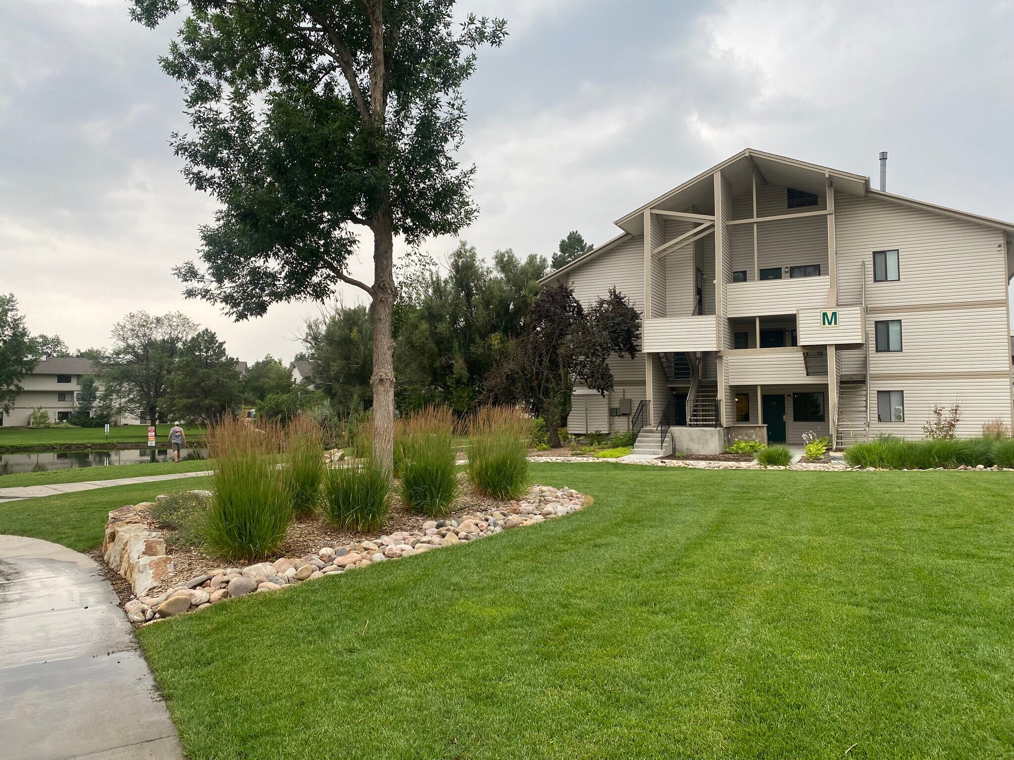 Building Photo - 1705 Heatheridge Rd