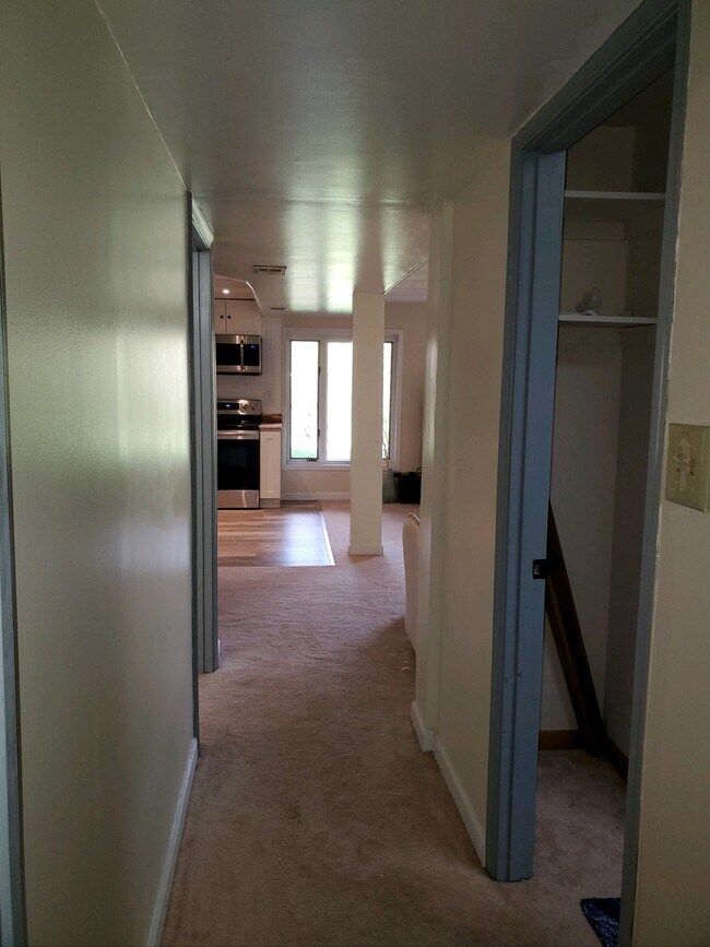 Building Photo - 2365 Delight Ct