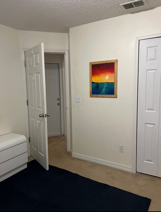 Building Photo - 122 Canary Island Cir