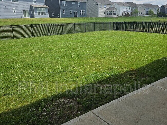 Building Photo - 15364 Staffordshire Wy