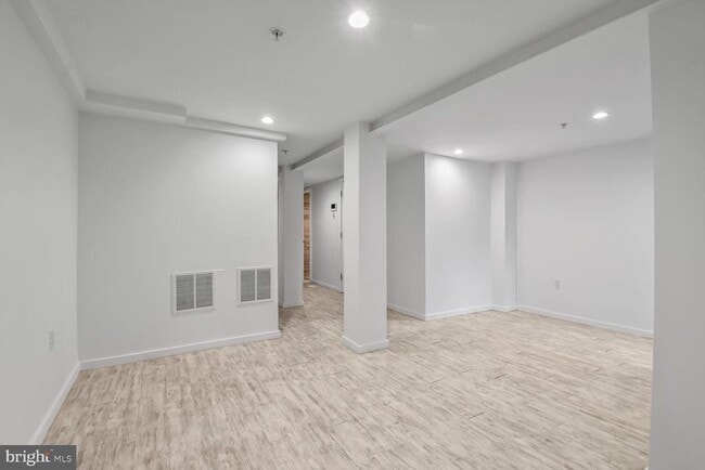 Building Photo - 24 Rhode Island Ave NE