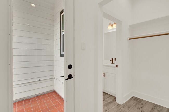 Building Photo - 6635 T C Jester Blvd