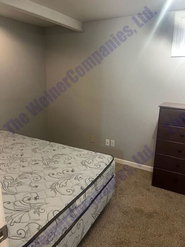 Building Photo - Now leasing for August 2026!