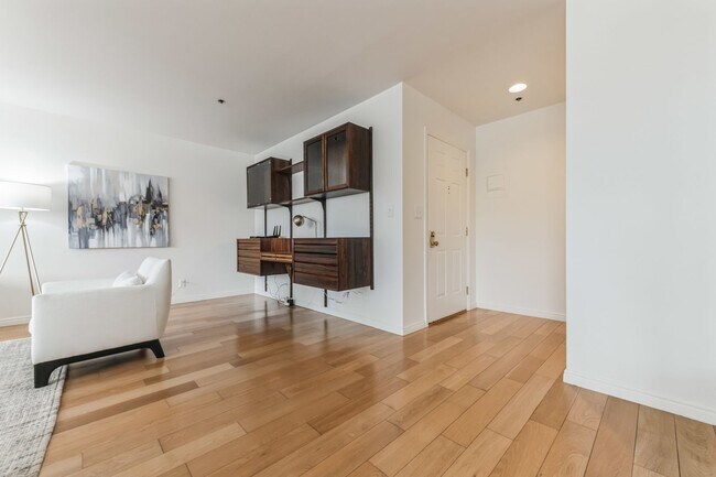 Building Photo - American Towers Furnished Condominium Downtown Salt Lake City