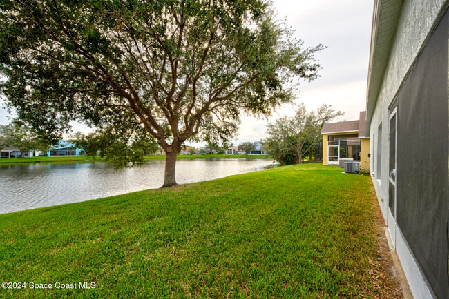 Building Photo - 1085 Sedgewood Cir