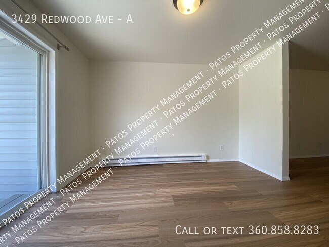 Building Photo - 3429 Redwood Ave