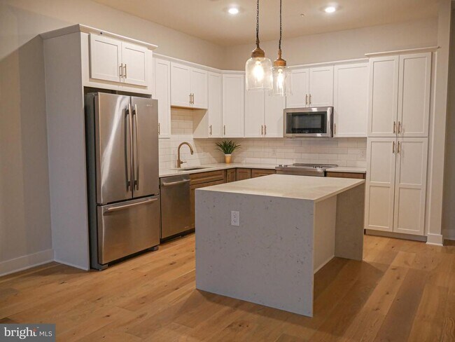 Building Photo - 44691 Wellfleet Dr