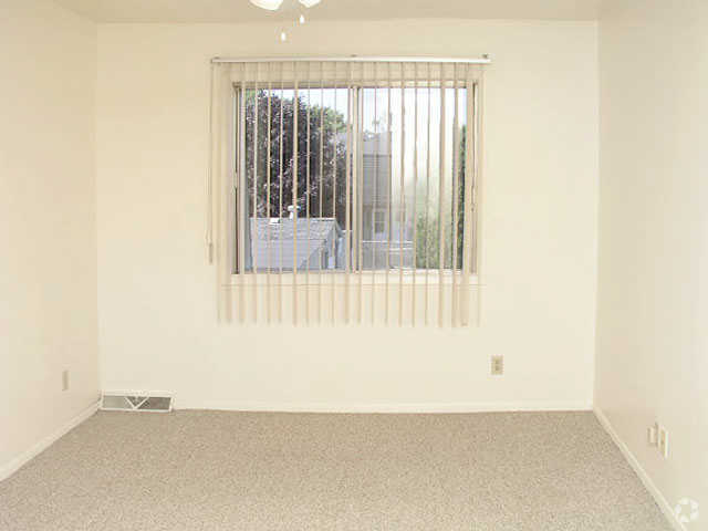 Second Bedroom - Grafton Townhomes