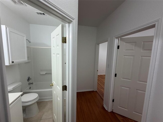 Building Photo - 9403 Brandts Wood St