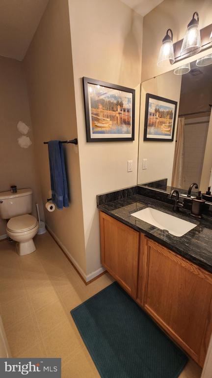 Building Photo - 9128 Aventon Ct