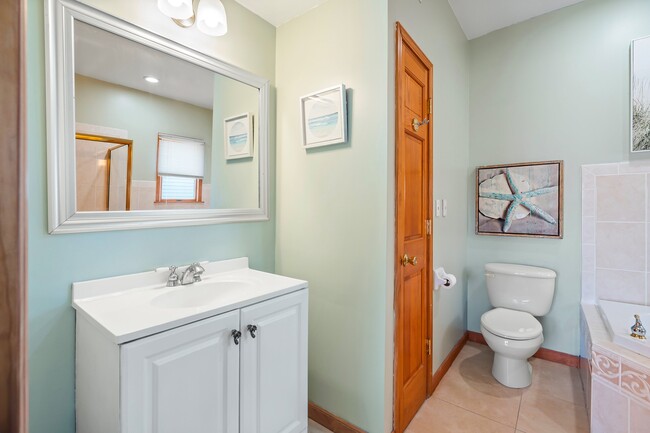 Full bath in downstairs attached to main bd - 18 Halsey Dr