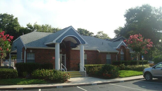 Building Photo - 5429 Lake Margaret Dr