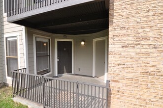Building Photo - 10616 Mellow Meadow Dr