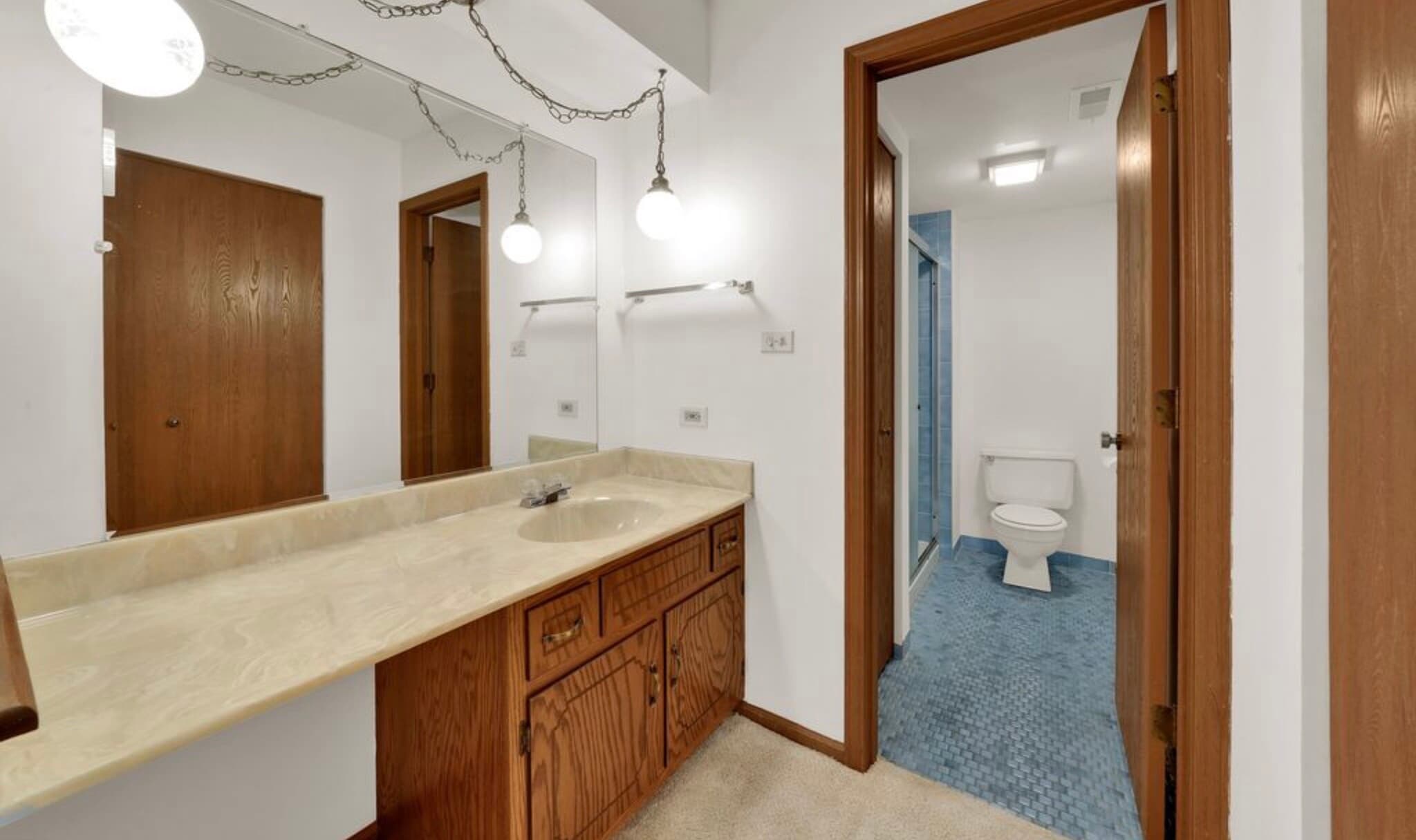 Building Photo - 10351 Menard Ave