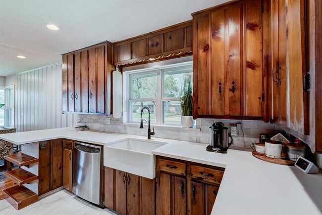 Building Photo - 1730 Wilde Rock Way