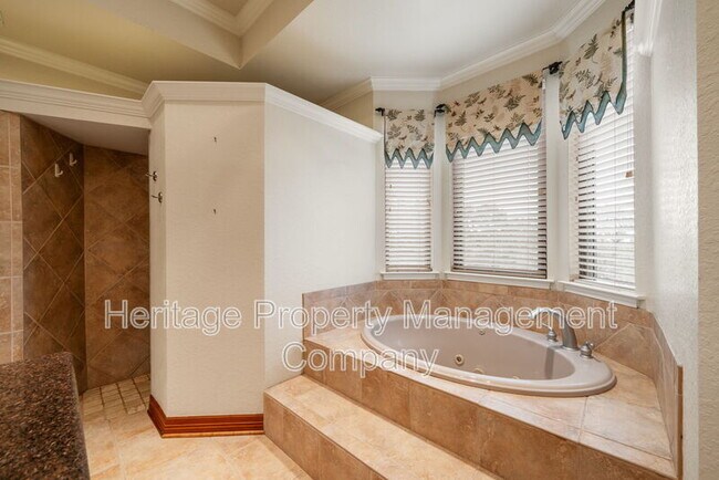 Building Photo - 2162 River Way