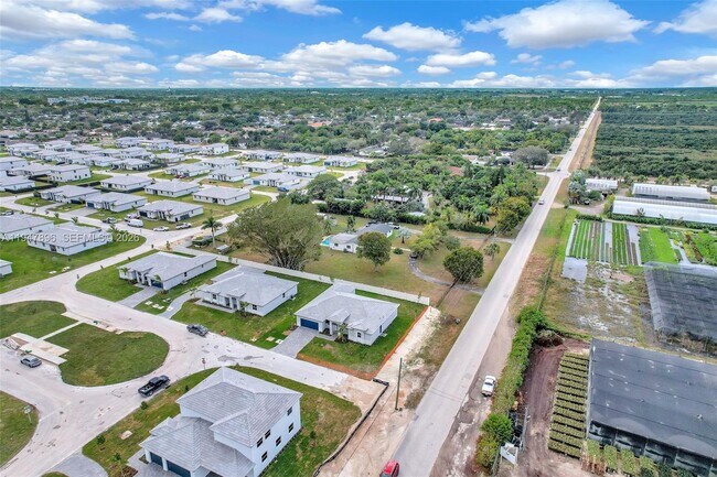 Building Photo - 27210 SW 159th Path