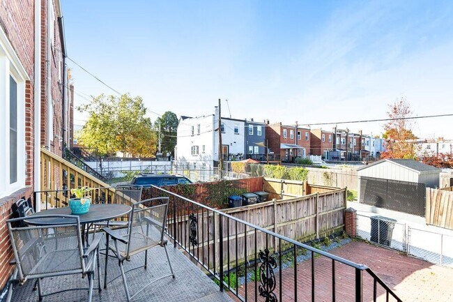 Building Photo - 5012 3rd St NW