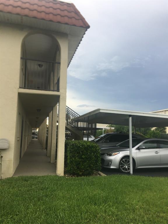 Building Photo - 201 St Lucie Ln