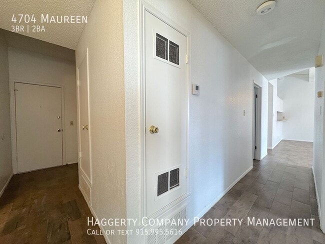 Building Photo - 4704 Maureen-