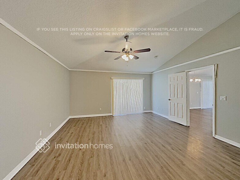 Building Photo - 3229 Sawgrass Creek Cir