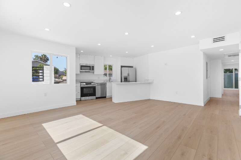 Building Photo - 10939 Christine Way