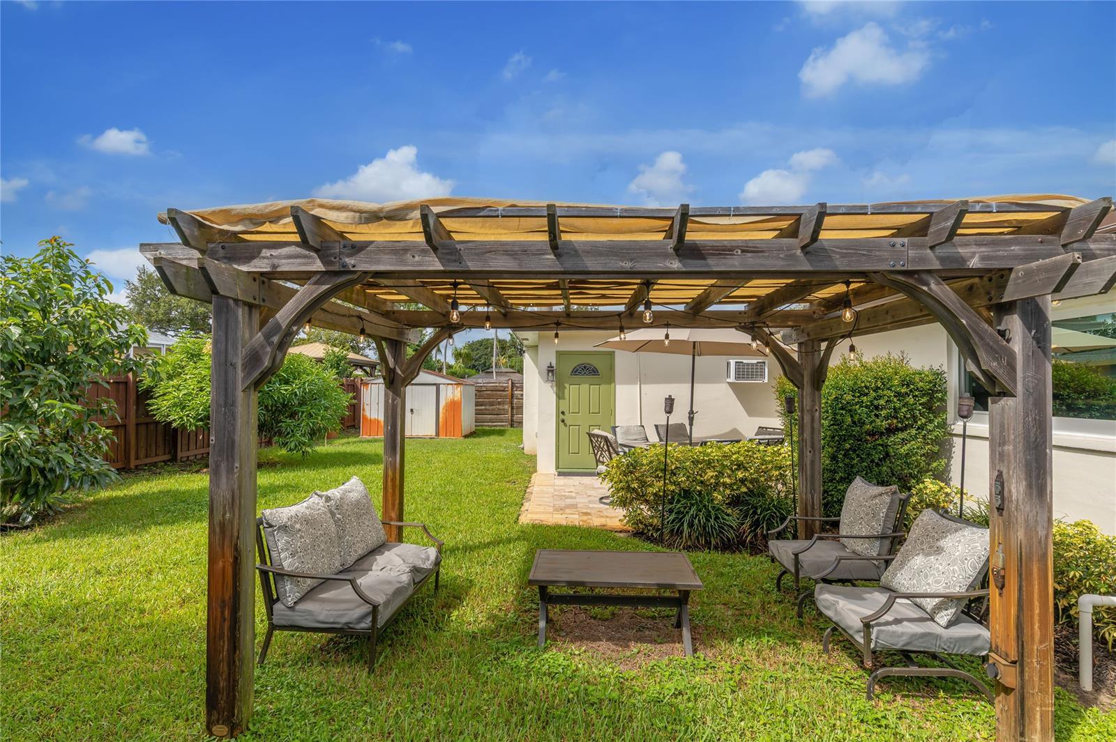 Building Photo - 3130 NW 69th St